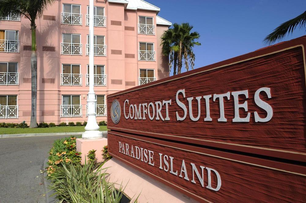 Comfort Suites Paradise Island Creek Village Exteriér fotografie
