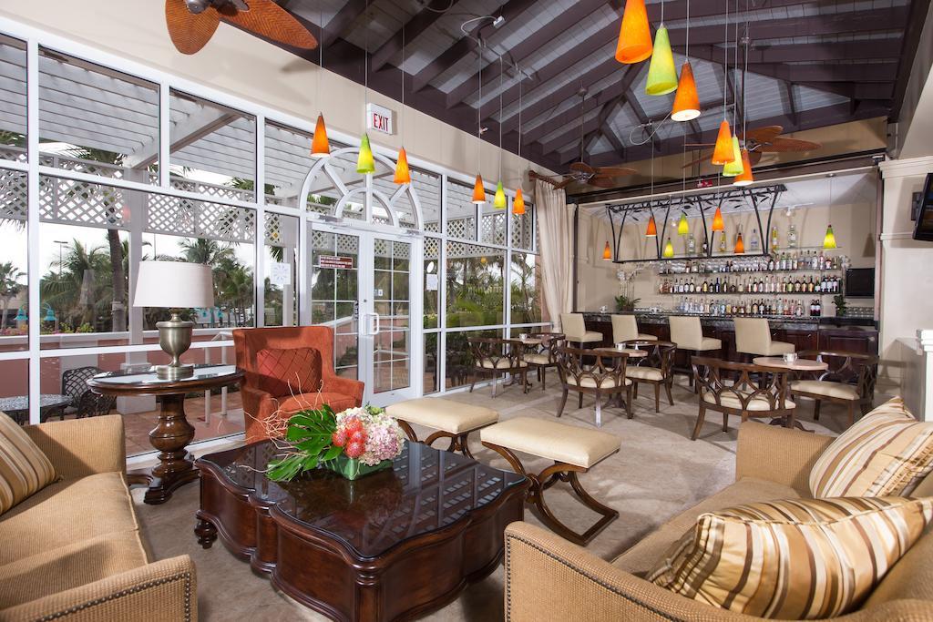 Comfort Suites Paradise Island Creek Village Exteriér fotografie