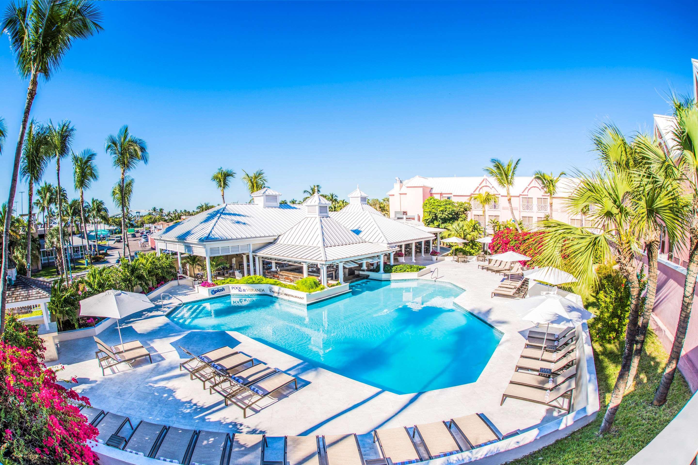 Comfort Suites Paradise Island Creek Village Exteriér fotografie